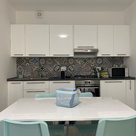 Appartement La Perla Marina à Arma di Taggia Extérieur photo