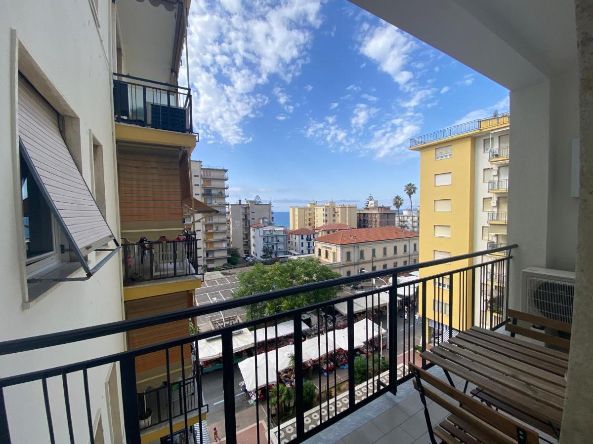 Appartement La Perla Marina à Arma di Taggia Extérieur photo