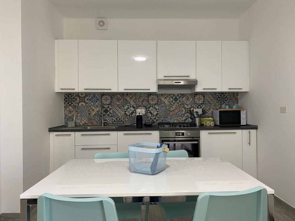 Appartement La Perla Marina à Arma di Taggia Extérieur photo