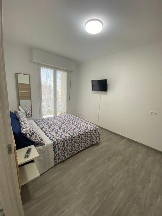 Appartement La Perla Marina à Arma di Taggia Extérieur photo